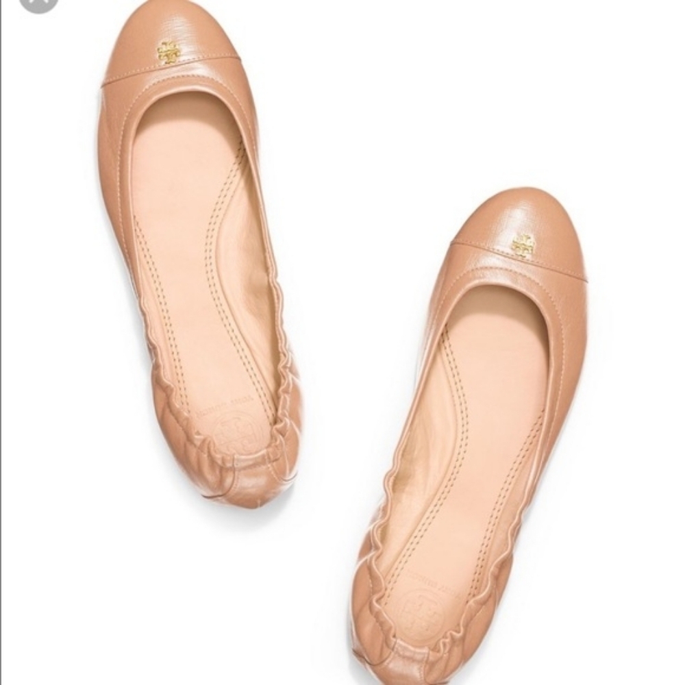 Tory Burch Nude Leather Ballet Flats with Gold Logo